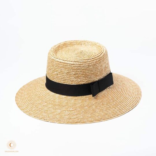 Sunhat with blackboard