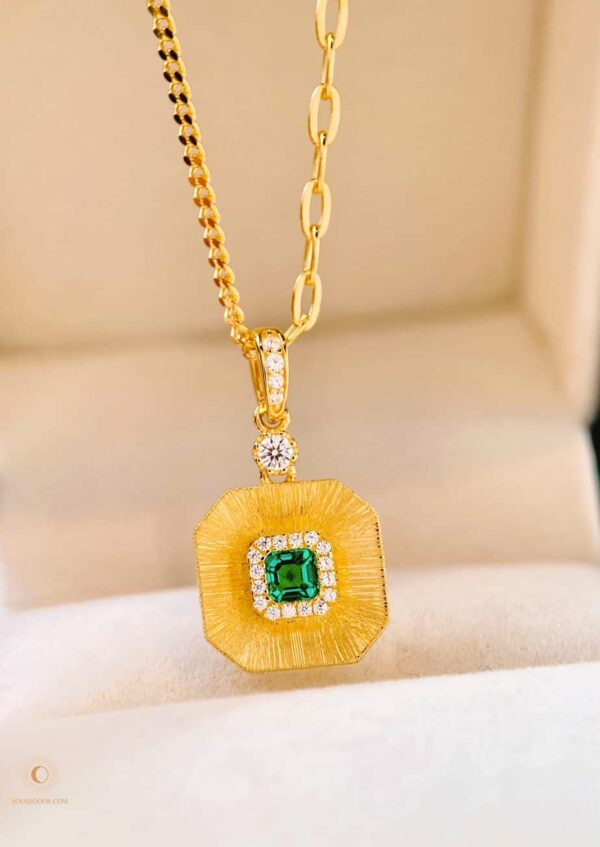 Lab grown emerald pendant necklace