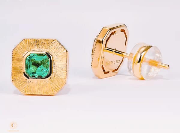 Lab Grown Emeralds gold square