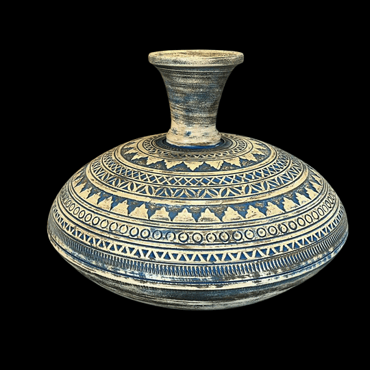 Delmon Pottery engraved pottery