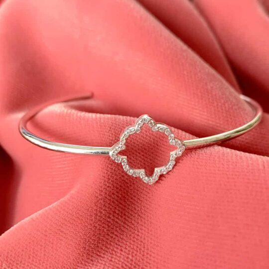 White Gold Cuff Bracelet with diamonds