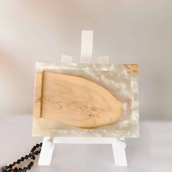 Resin and Wood Tray Resin and Wood products