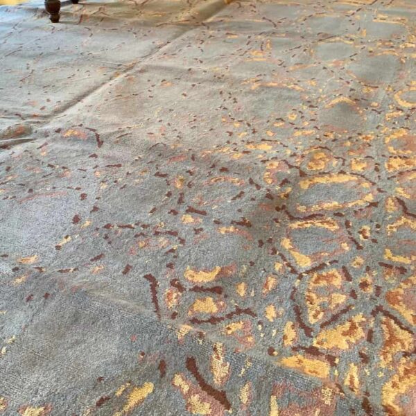 Silk Rug with wool from Nepal grey colour