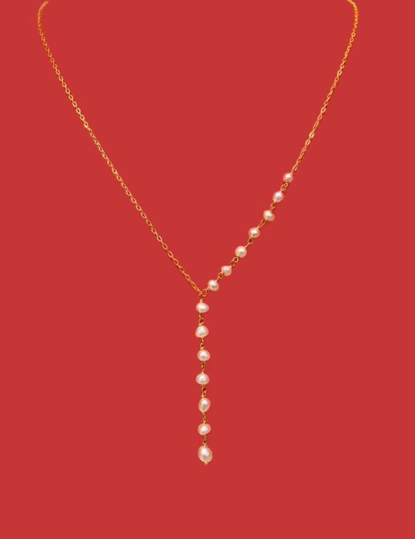 Gold and pearl chain necklace has lots of Bahraini pearls and finished with a pearl droplet.