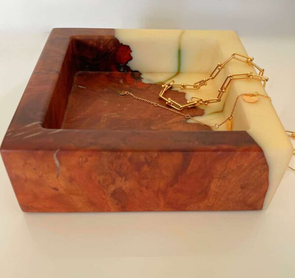 Stylish wooden and marble jewellery tray with a spacious design, perfect for organising necklaces, rings, and bracelets in a modern home or boutique setting.