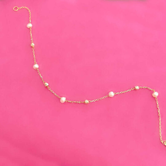 Gold and Natural pearl bracelet