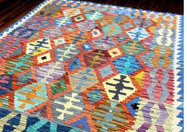 a traditional handmade rug using the traditional Kilim