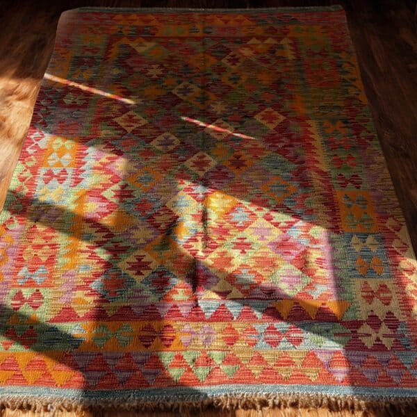 A traditional handwoven rug using the traditional kilim