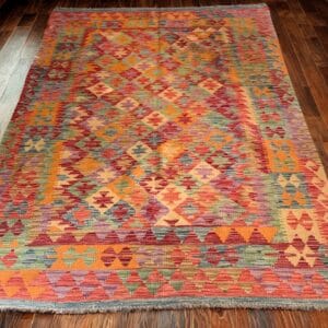 Handmade rug using the traditional kilim