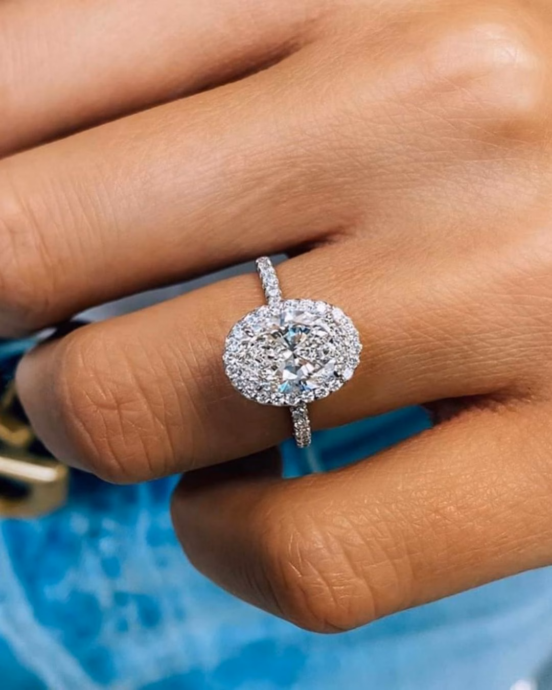 A combination of lab and natural diamonds set in a gold ring